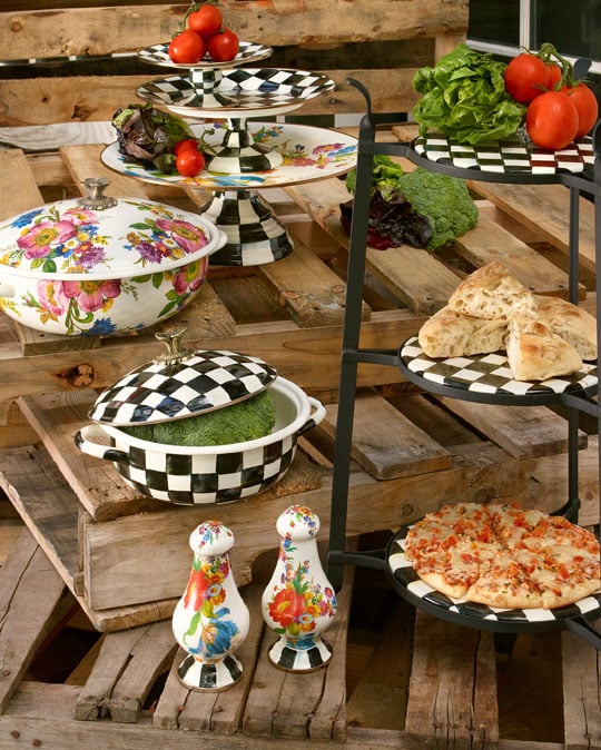 Cooking is theater in The Entertaining Kitchen™. You’re on stage at your kitchen island, with our colorful cookware and bakeware taking a starring role. These versatile pieces easily go from the stove or oven to the table, allowing you to cook with practicality and more than a dash of panache.