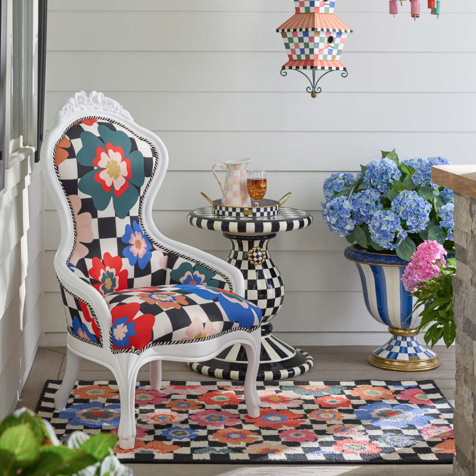 Outdoor Furniture With Personality - Image Features Dolce Vita Collection